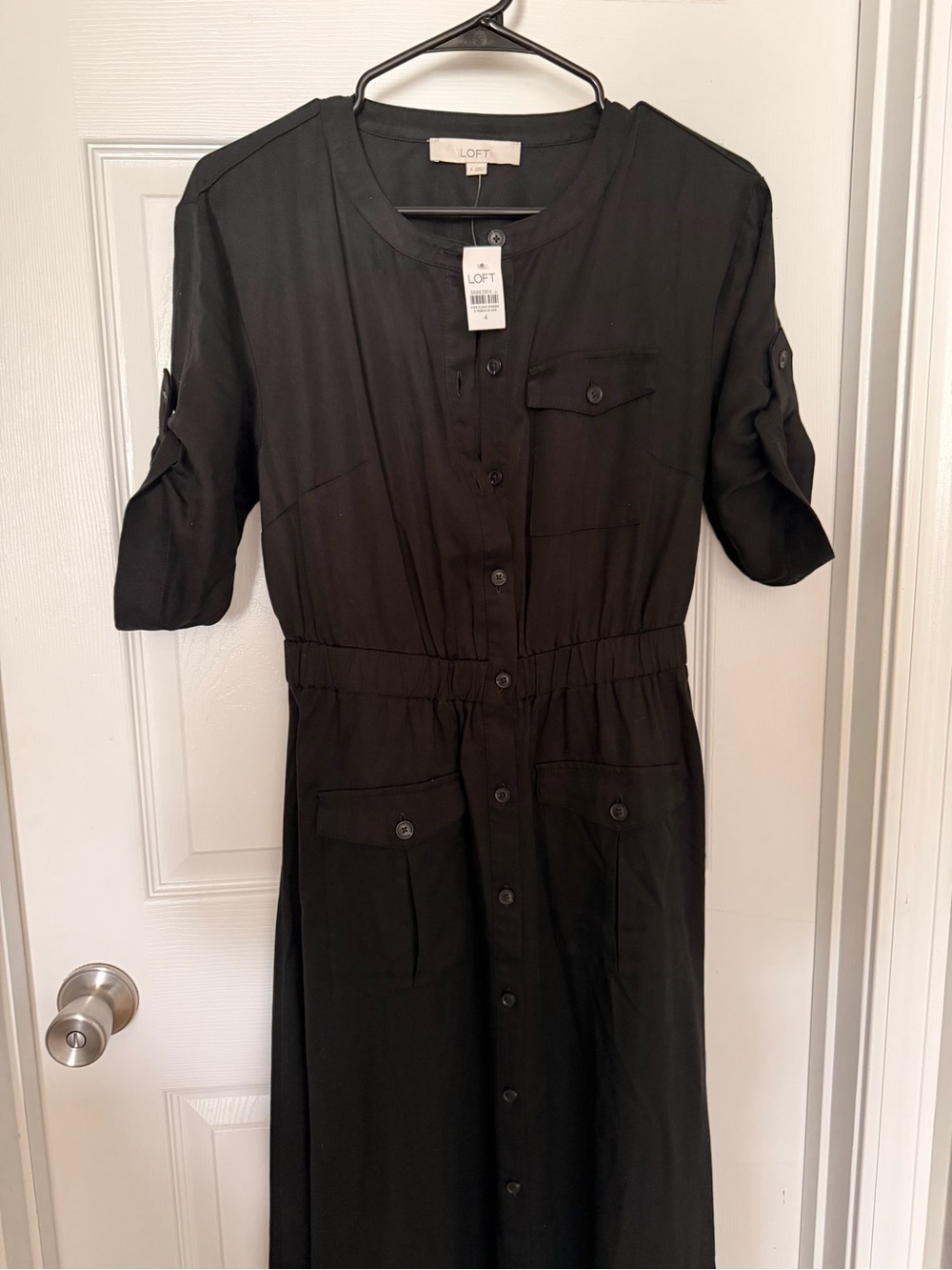 LOFT Black Button-Front Midi Dress with Utility Pockets size 4 - Picture 2 of 4